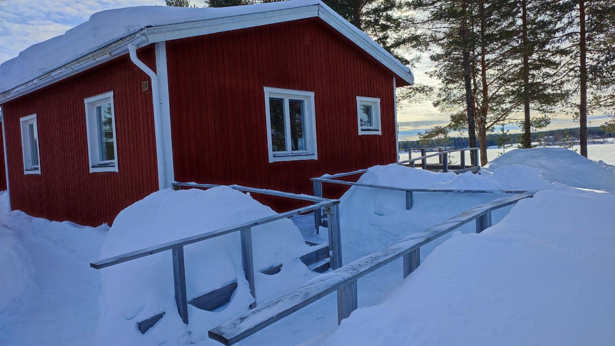 Fritidshus - Cottage - Holiday House - Soluppgang Blattniksele 外观 照片